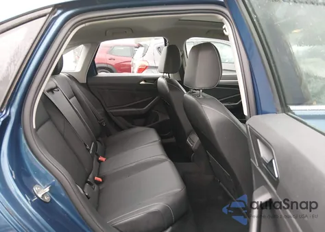 2019 Volkswagen Jetta 1.4T R-Line/1.4T S/1.4T Se z USA, uszkodzony, nr VIN 3VWC57BU0KM134897